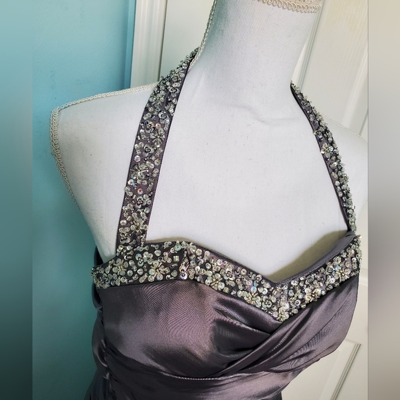 NWT Designer Grey Gown - Picture 4 of 9